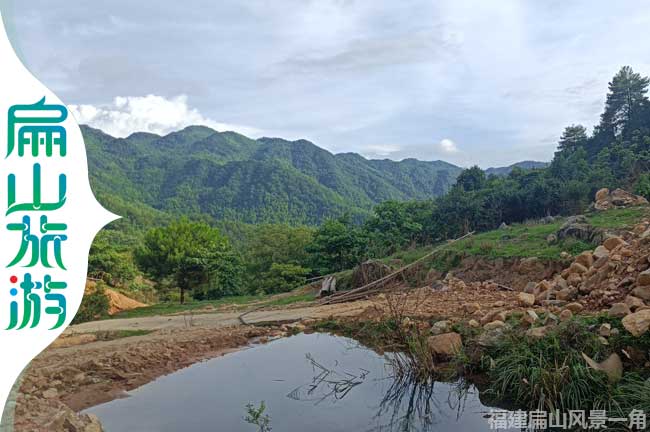 閩西鄉(xiāng)間小路風(fēng)景一角